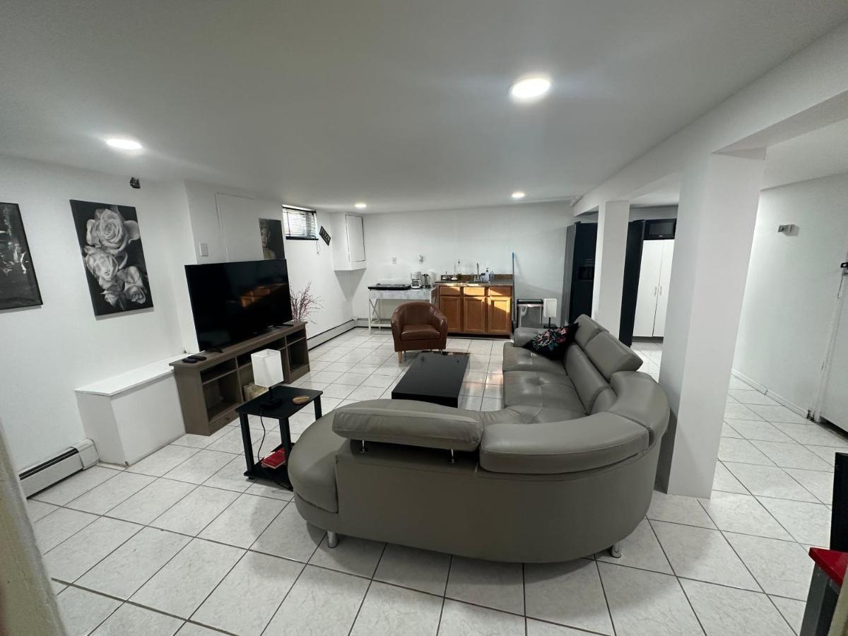 Cozy Spacious Guest Suite イングルウッド エクステリア 写真