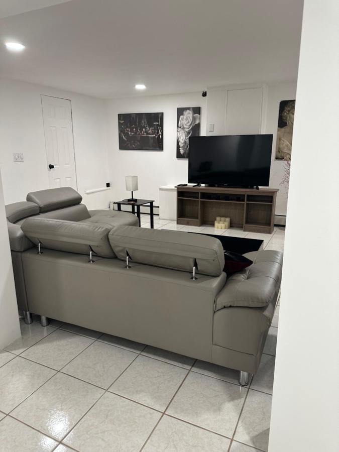 Cozy Spacious Guest Suite イングルウッド エクステリア 写真